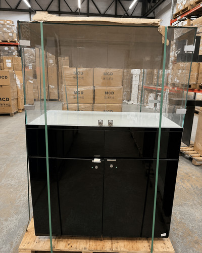 Large black glass - large,