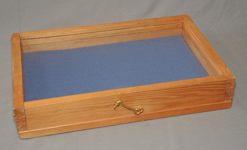 Pine shop table - pine, shop/table